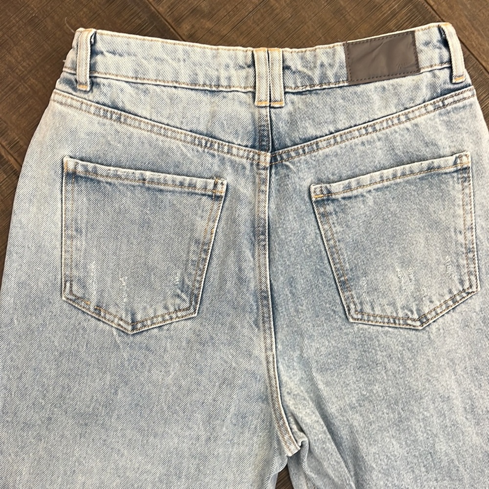 AS NEW ZARA HIGH WAIST MOM JEANS SIZE 8 - Picture 11 of 16